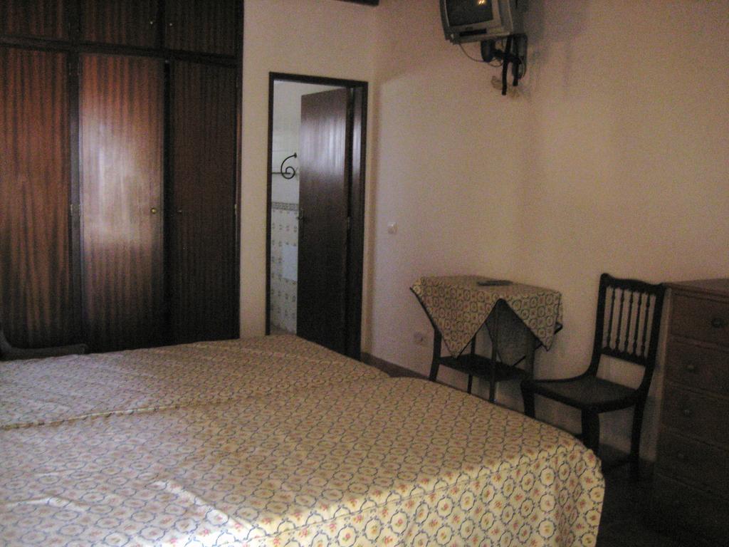 Quinta Das Aves Guest House Lagos Bilik gambar