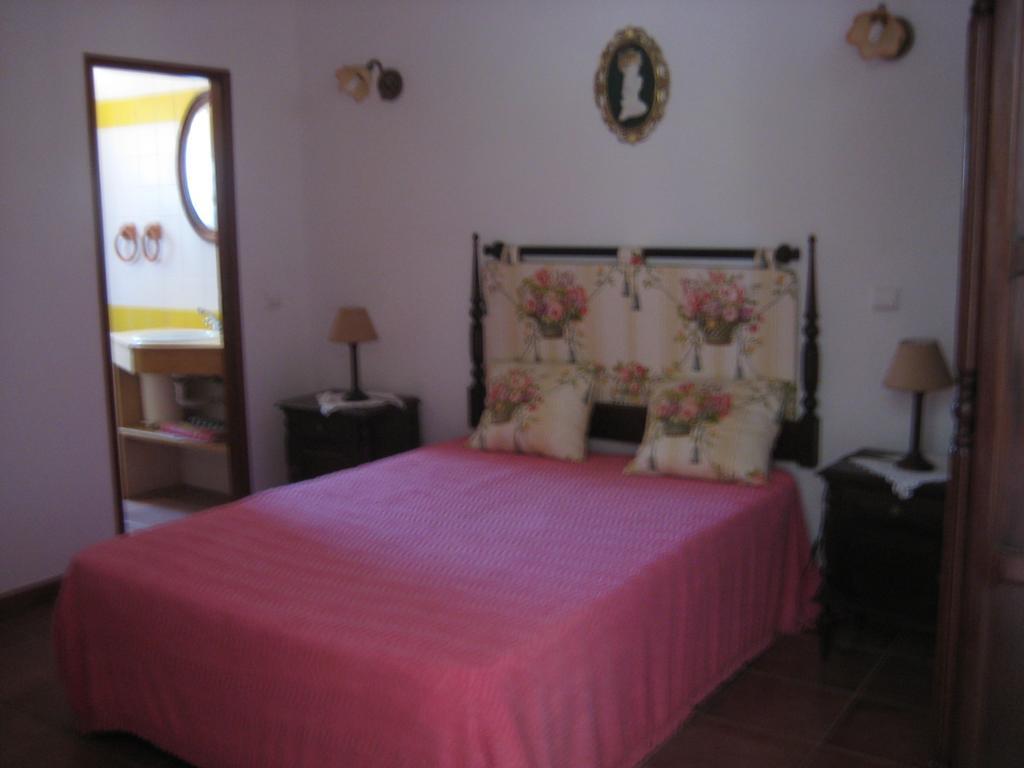 Quinta Das Aves Guest House Lagos Bilik gambar